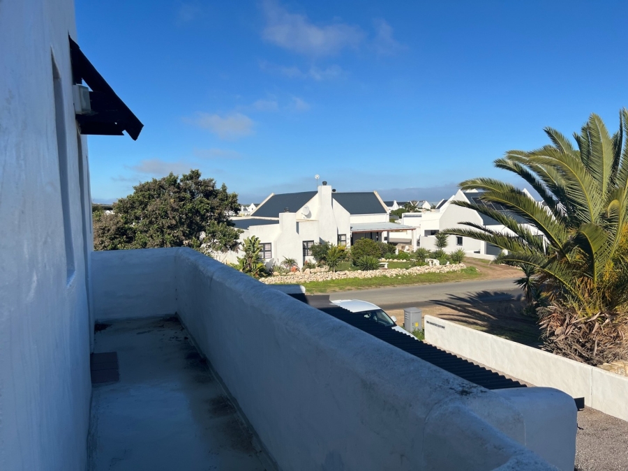 6 Bedroom Property for Sale in Jacobsbaai Western Cape
